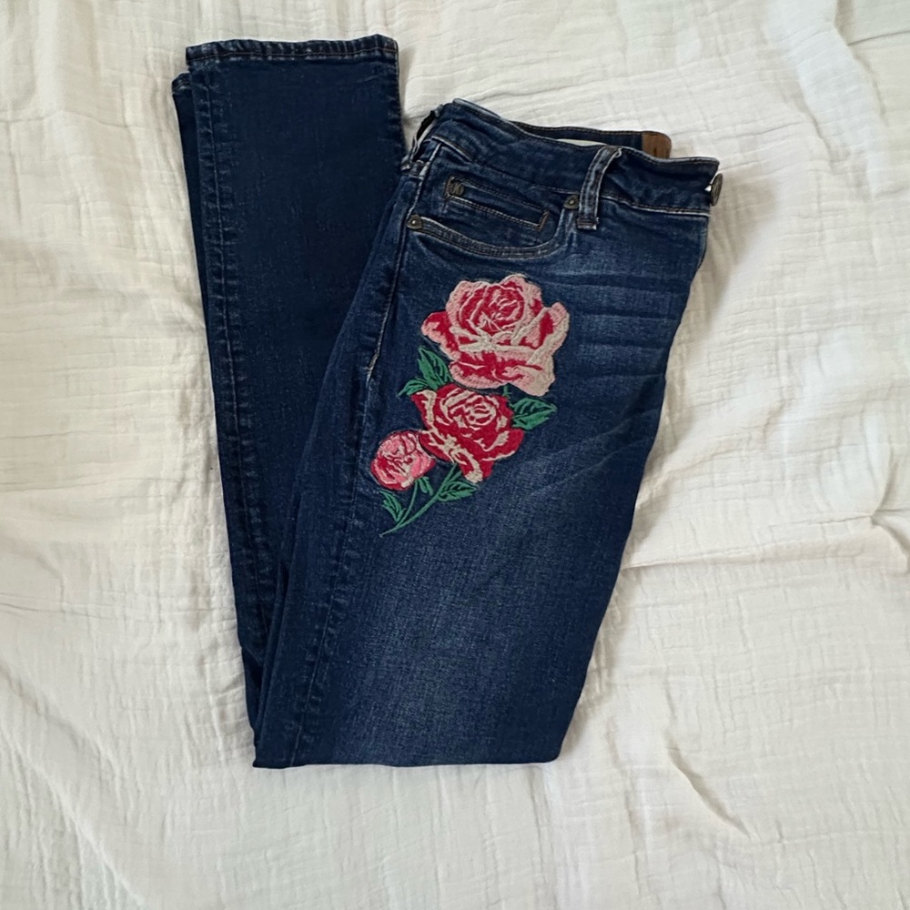 Floral Embroidered Dark Blue Jeans